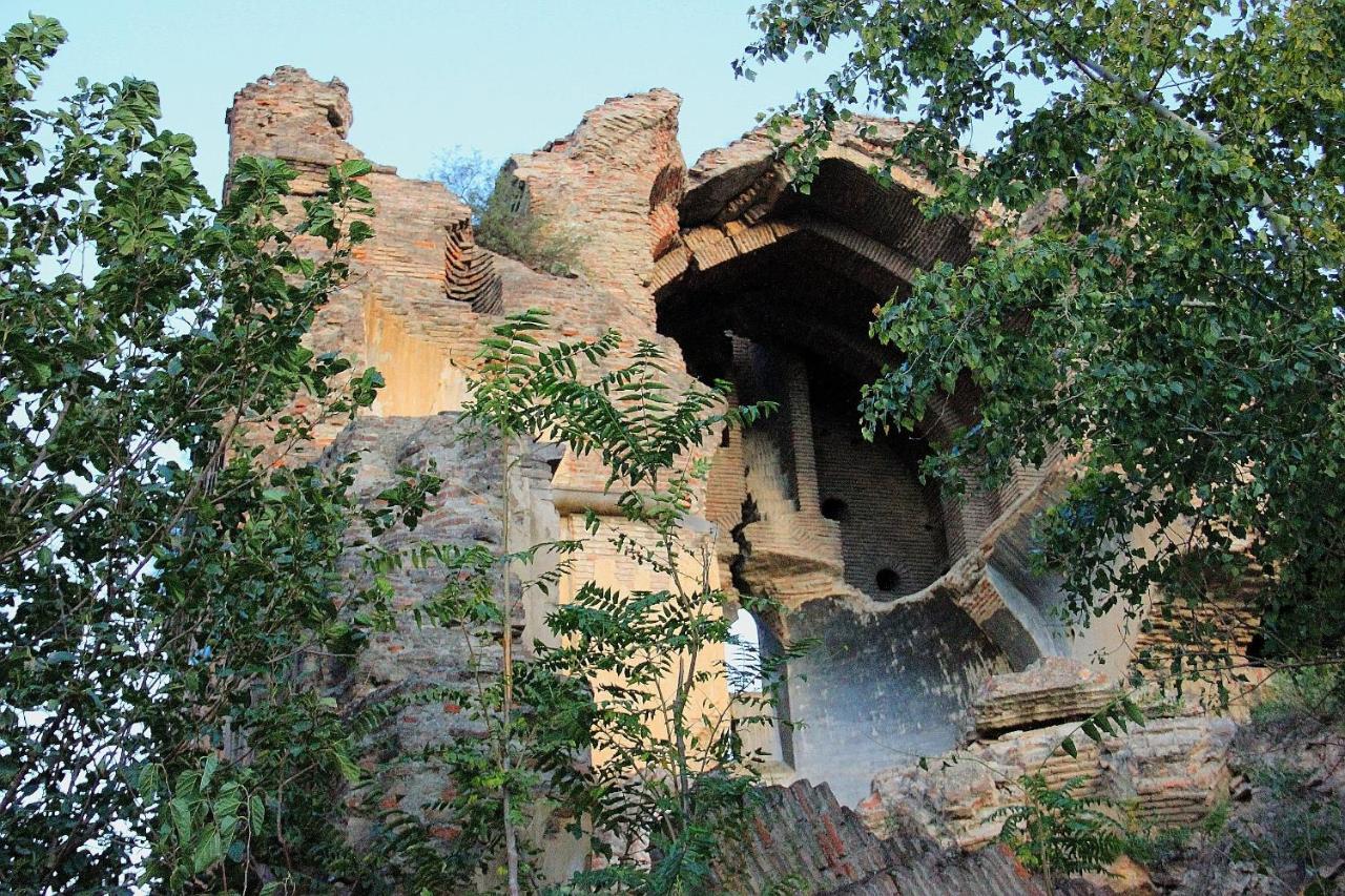 Winetorium Hotel Tbilisi Exterior photo